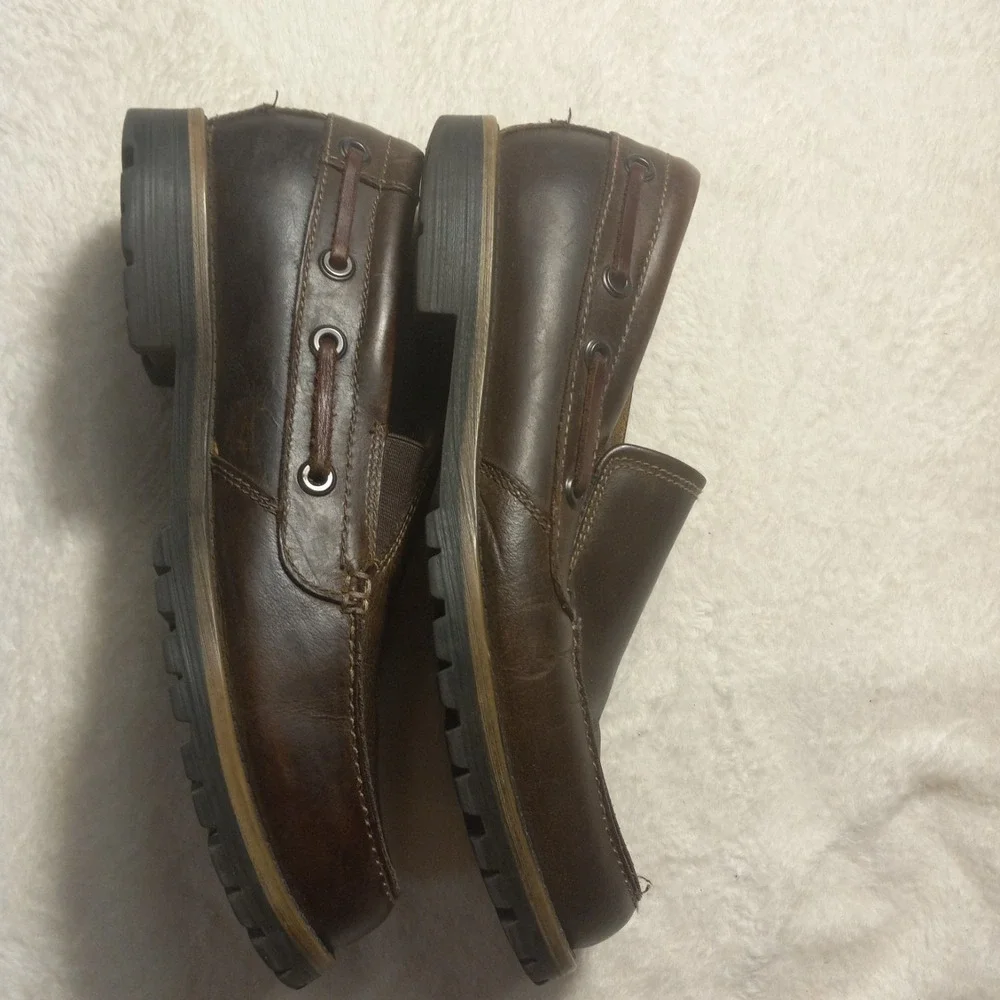BASS & CO US 9.5 BOAT SHOES BROWN LEATHER SLIP ON CASUAL LOAFERS 2195-200